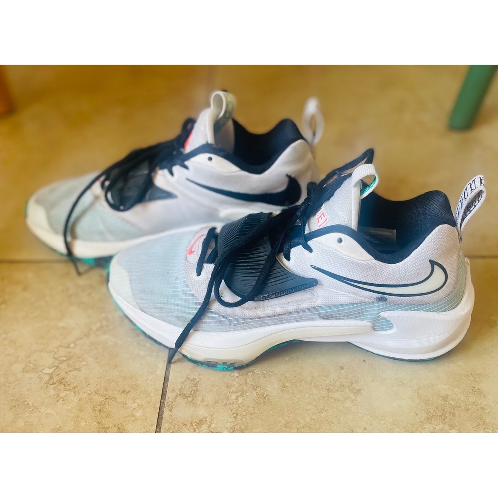 Nike Basketball Shoes Giannis Freak 3 Athletic basketball Sneakers size 8 - Picture 2 of 6